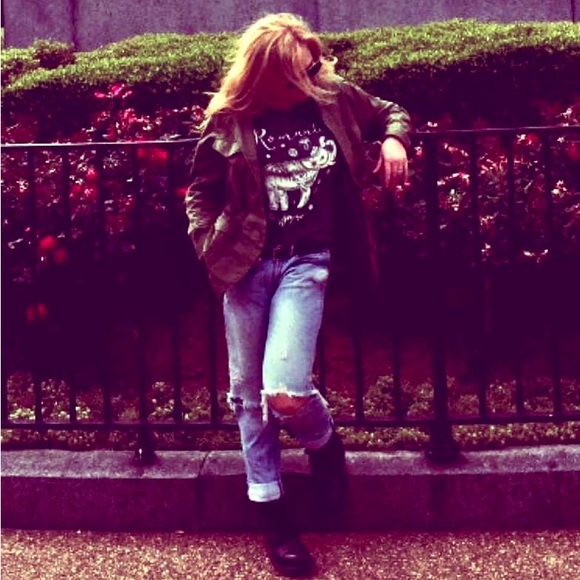 Meet your Posher, Rebecca - Picture 16 of 16